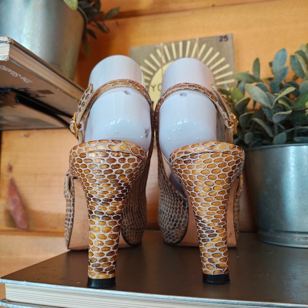 Stuart Weitzman Snake Python Patent Leather Heels… - image 7